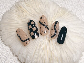 フローラ(flora)/選べる定額デザイン