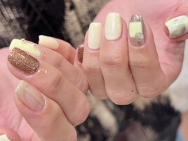 個性派ニュアンスネイル