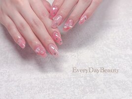 ぷるんとピンクにリボンネイル