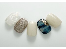 Bコース5200円ショートネイル