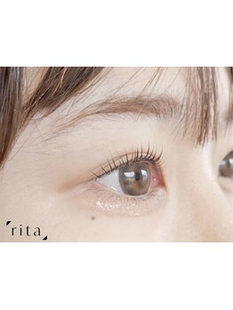 ナチュラル上品な目元にしたい