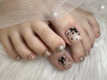 タムタムネイル 本厚木(Tam Tam Nail)の写真/《夏のオシャレは足先から》持ち込みOK◎大人気フット親指/定額アート*嬉しいフットバス付き★本厚木
