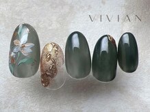ヴィヴィアン ネイル(Vivian nail)/秋ボタニカルネイル
