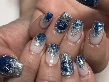 サロン アクセシブル(salon ACCESSIBLE)/雪の結晶ネイル