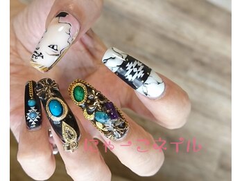 にゃーこネイル/卍痛ネイル☆持ち込みデザイン