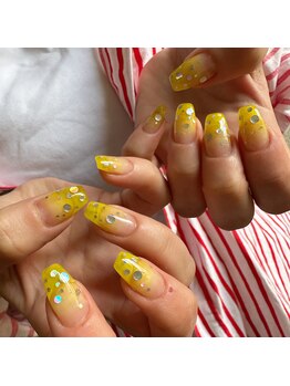 ダブリュー(W.)/グラデーションネイル