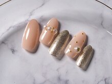 ロッタ(Rotta)/パールと星ネイル