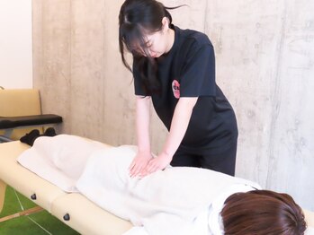 ビーモア 麻布店(Be more)の写真/《初回体験1000円★体の歪みからくる不調をトレーニングで改善！》麻布の専門性高い信頼のパーソナルジム！