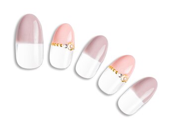 プラスネイル 銀座中央通り店(PLUS NAIL)/【390】フレンチネイル¥6,039