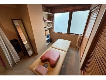 東京脊柱専門整体院/ゆったりとした半個室