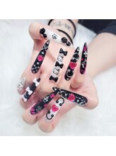 ロングネイルが得意なサロン☆
