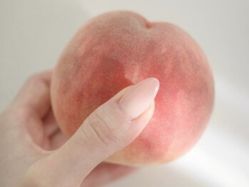 クラルトゥーナ 表参道(Curaltuna)/桃ネイル