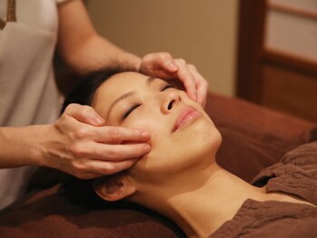 京都ほぐし整体 はんなり 京都四条烏丸店/大人気の頭脳系コース