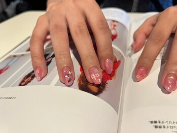 オマモリ ネイル 心斎橋店(omamori nail)/お花ホロ