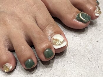 ネクスト ヴィジョン ネイル(Next Vision Nail)/ 【 デザインネイル 】