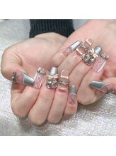 クイーンズビューティーサロン 新宿本店(Queen's beauty salon)/チップ長さだしやり放題