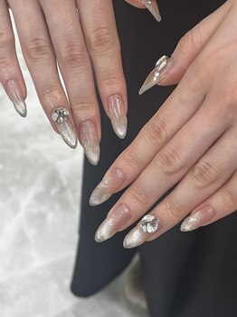 スピカ ネイルサロン アンド スクール(Spica nailsalon&school)/シンプルマグネットネイル