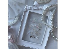 アジュールネイル 桜川店(AzurNail)の雰囲気（数百種類の有料パーツ♪アート部分はストーン乗せ放題♪[ネイル]）