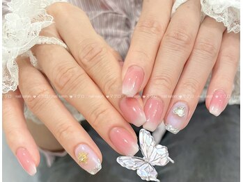 マグロ ネイルサロン/