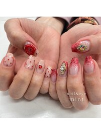 ラメグラ×マグ×ハートネイル