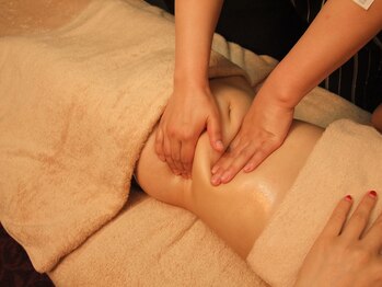 憩いサロン ユリ(yuri)/リンパマッサージ・痩身大宮店