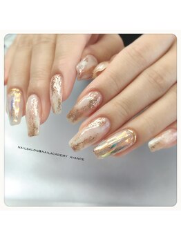 アヴァンセ(AVANCE)/ニュアンスネイル