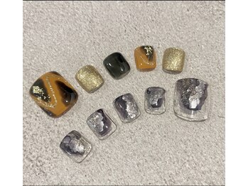 キャッツアイ東京 新宿店(Cat's eye TOKYO)/秋フットデザイン