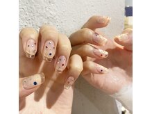 ノラ ミナミアオヤマ(NORA MINAMIAOYAMA)の雰囲気(周りと差がつく、先端クリアなクリアフレンチ(長さ出しメニュー))