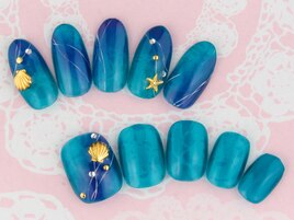 ハンド＆フットお揃いネイル