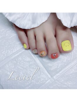ルシエル(LeCiel)/クリスマスフットネイル