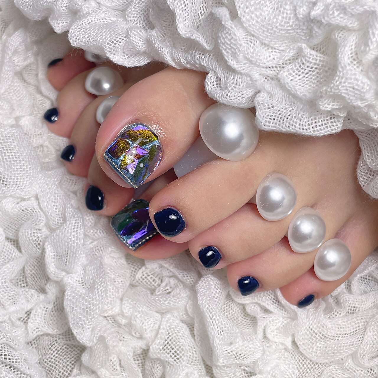 2026年冬トレンド】埋め尽くし フットのネイルデザイン集｜人気順｜17