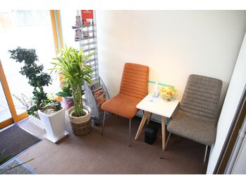 ユミー/待合室~設備