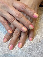 ユニックスマークイズ みなとみらい店(UNIX Mark Is)/グラデーションネイル