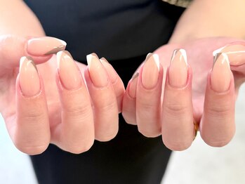 変形フレンチネイル