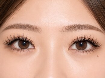 リュクス 蒲田店(Luxe)の写真/【SNSで話題のフェザーマツエク】クーポンあり☆最高級セーブル100本￥3950でまつ毛を濃く目力UP♪持続性◎