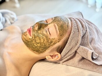 ミヌ 心斎橋(Minou)/REVIハーブピーリング