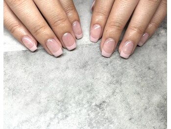 ケーエヌ(KN)/フレンチネイル