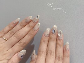 宝石ネイル＊○
