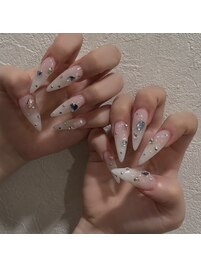 宝石ネイル/ビジューネイル