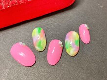 クイーンビー(QUEEN BEE)/春ネイル