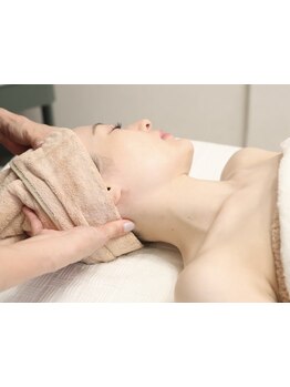 ホウレイ線・たるみ改善！予防ケア