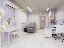 レネージュ(Les Neige)の雰囲気（ラベンダーと白を主張としたかわいい空間です♪ ）