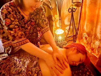 リリームーン(Lily moon)の写真/極上アーユルヴェーダ×海外産ハーブオイルも体質&症状別にたっぷり浸透♪超絶凄腕リンパマッサージはココ!