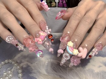 モアネイル 新宿/