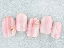 マハロネイルサロン 横浜店(mahalo)/シンプルオフィスデザイン