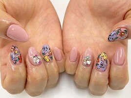 手描きフラワーネイル