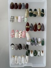 モアネイルズ(MORE-NAILS)/