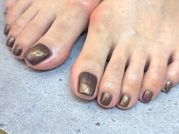エムスラッシュ ネイル センター北店(M.SLASH)/シックなオシャレブラウン