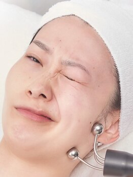 ルル 宜野湾店(RuRu)の写真/【最強のたるみケア】当店人気No1.テラボーラー+テラパックがおススメ！
メンズも対応OK！