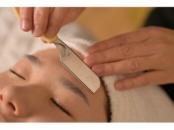 ラ セラ(La Sera)/理容師によるシェービングの凄技